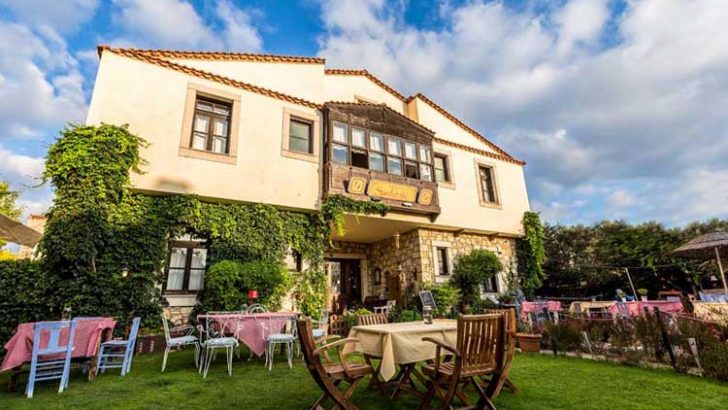 SARDUNAKİ OTEL ALAÇATI