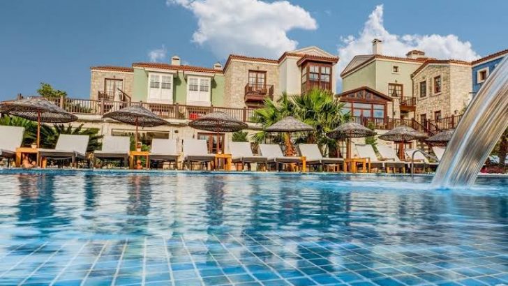 ALAÇATI KAPARİ OTEL